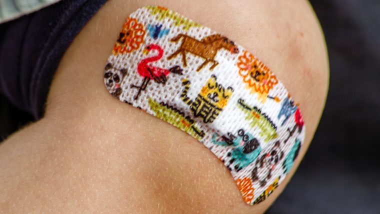 Medicazione al ginocchio
