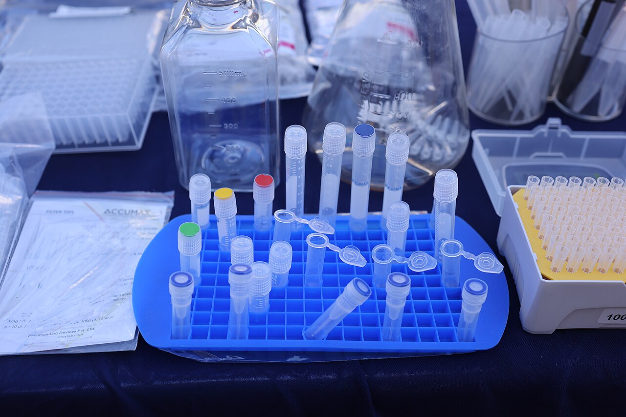 Pipetta di laboratorio